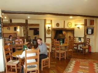 Hotel Kings Court 3*